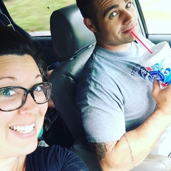 Meet your Posher, Jen - Picture 2 of 3